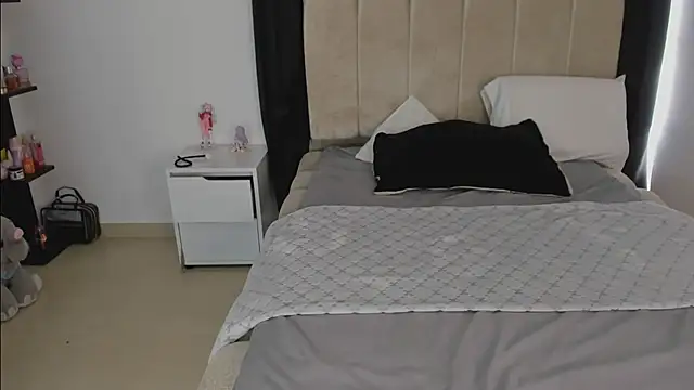 melanyangel99 live XXX chat