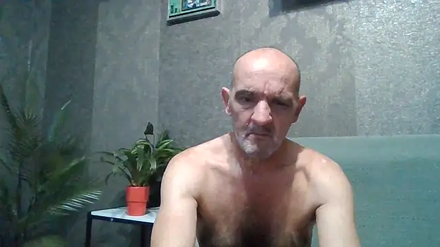 skorpibg65 Adlı Modelin Canlı XXX Sohbeti