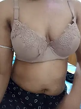 Tanha18n Live XXX chat