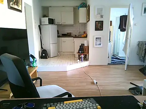 mihaimichael Chat XXX in diretta