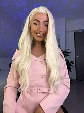 Chatroom XXX en direct de miss_tatiana_