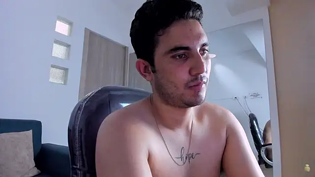 NOAH_SIN_ Adlı Modelin Canlı XXX Sohbeti