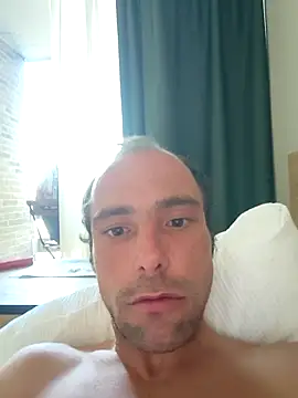 Speedyvinc's Live XXX Chat