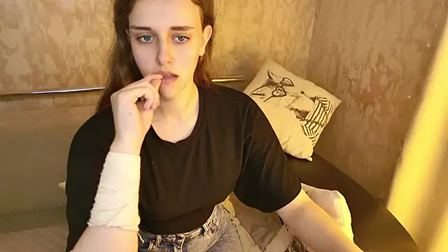 LilaClever Chat XXX live
