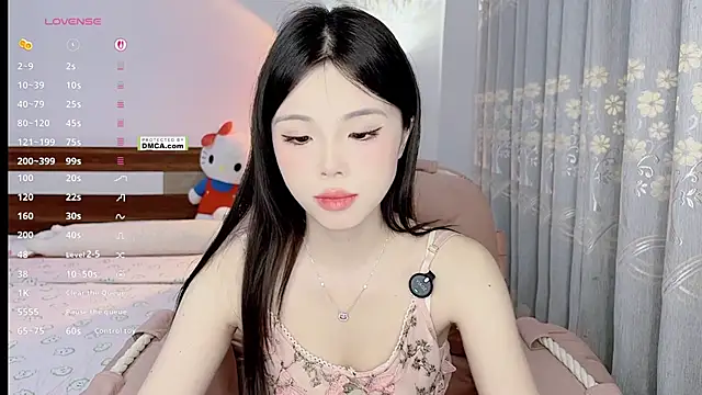 QiQiQi_ Chat XXX in diretta