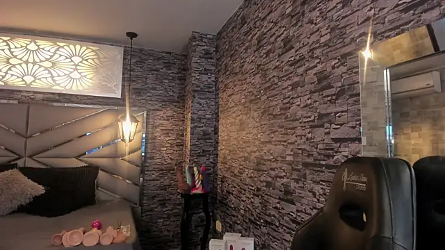 Nicolle_Doll_ Live XXX-Chat