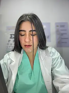 دردشة CAROLINE__07 الجنسية المباشرة