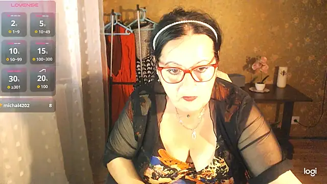 exiMIlf's Live XXX Chat