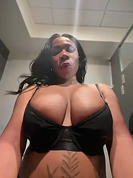 Chatroom XXX en direct de Belle___