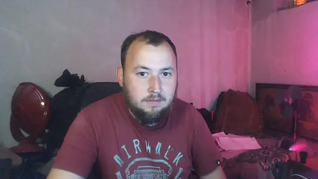 Chat +18 de BIG-COCK-OMG ao vivo