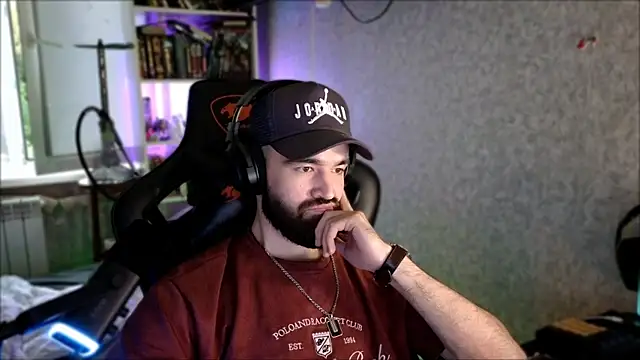 _Serious_Man Chat XXX live