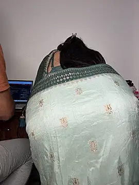 Pertunjukan Kamera Web Miss__Malaika
