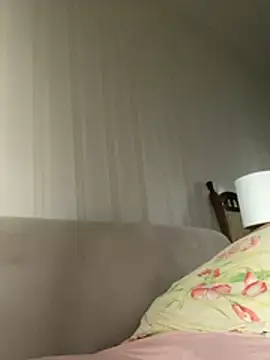 XXX chat uživo modela Frosl