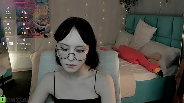 Chatroom XXX en direct de Lilac-Muse