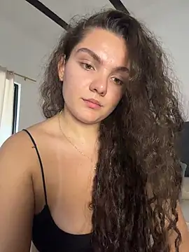 Eva_stark10 Adlı Modelin Canlı XXX Sohbeti
