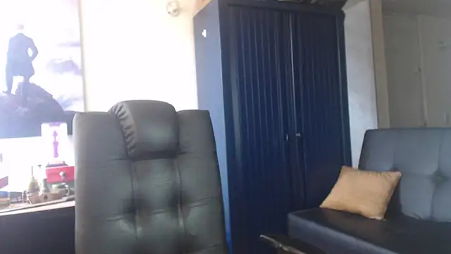 Chat XXX en directo de Uncle_Hottie