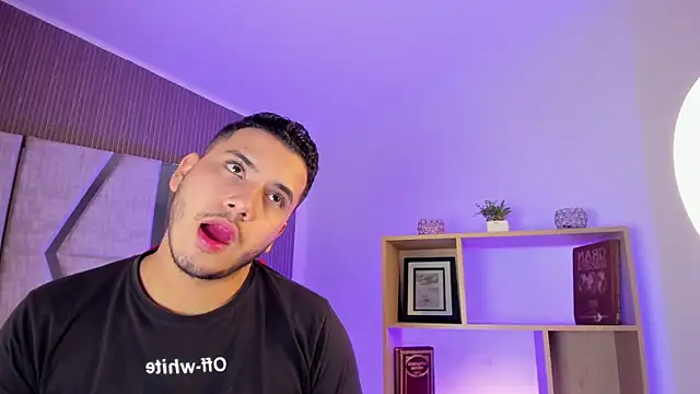 Chat XXX Live Axel_grey_