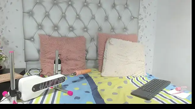 XXX chat uživo modela brenda_sofia69