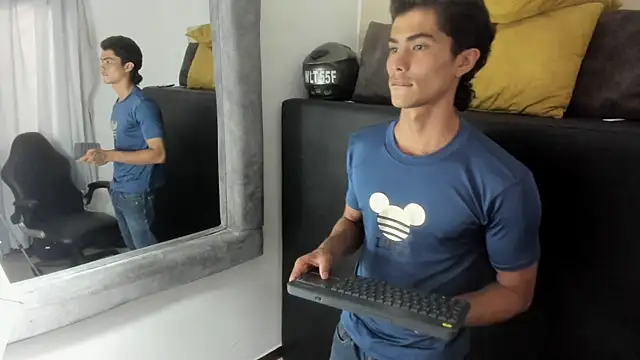 CaliBoyHeat's Live XXX Chat