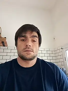 pablet22: διαδικτυακό σόου στην κάμερα