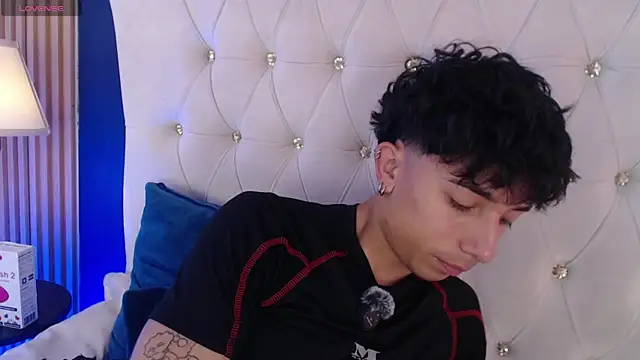 Živý XXX chat Aiden_Rivers_