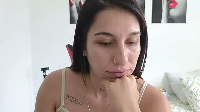 Chat XXX en directo de tammyandrade_