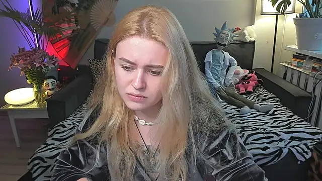 Alexa_Pirs: онлайн-секс-чат