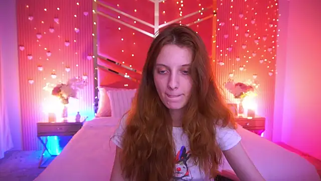XXX chat uživo modela CuteeFoxy