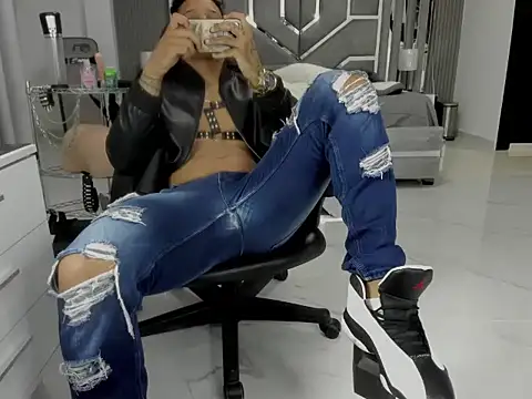 Chat XXX ao vivo de master_leather