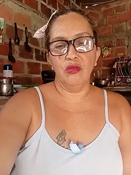 Chat XXX en directo de MOTHER_AND_SON09