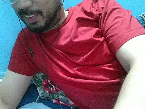 Precumboner Live XXX Chat