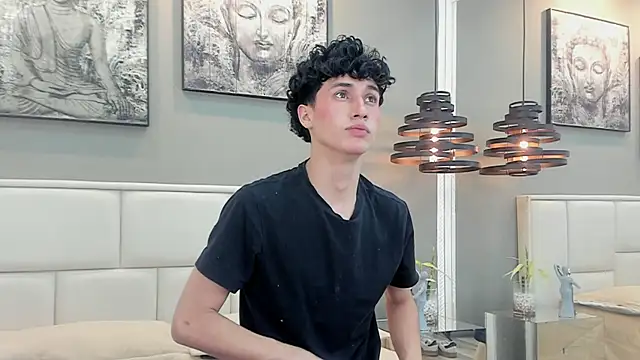 thom_ames Obrolan Langsung XXX