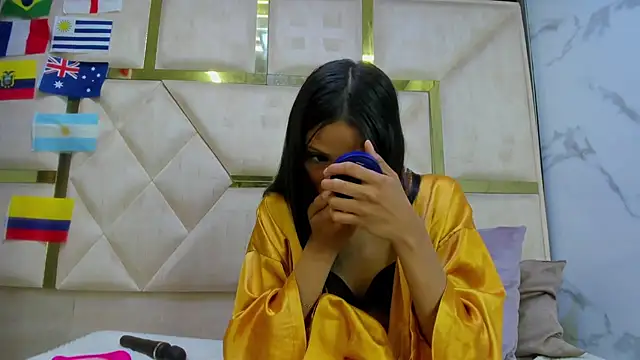 KendallArdent élő XXX-chatje