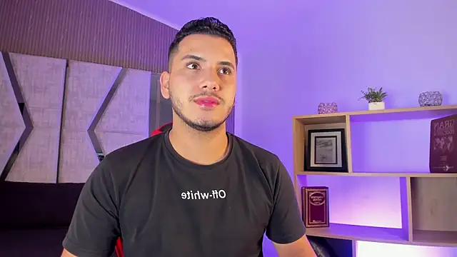 Axel_grey_ XXX чат на живо