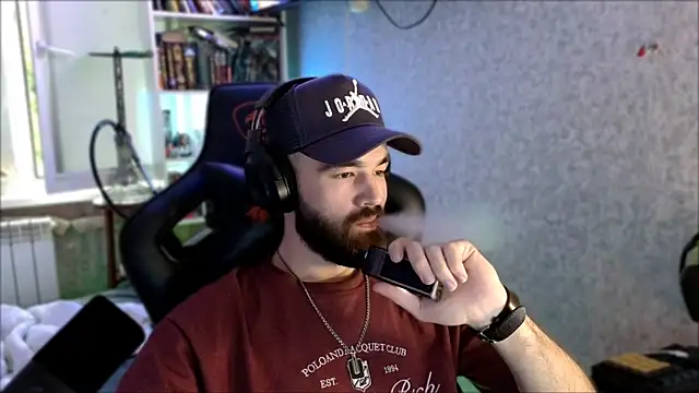 XXX chat uživo modela _Serious_Man