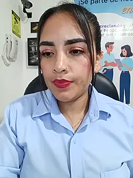Chatroom XXX en direct de MAYE__13