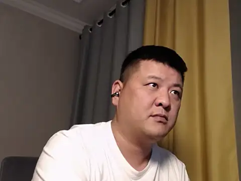 zhang1118's Live XXX Chat