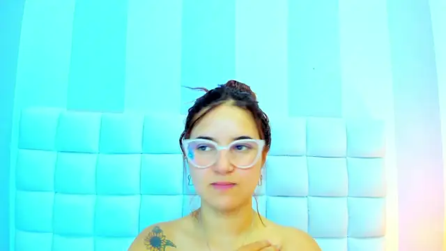 teresasroom_ élő XXX-chatje