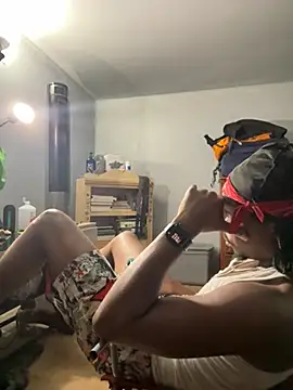 MIGHTYDEMONXXX's Live XXX Chat