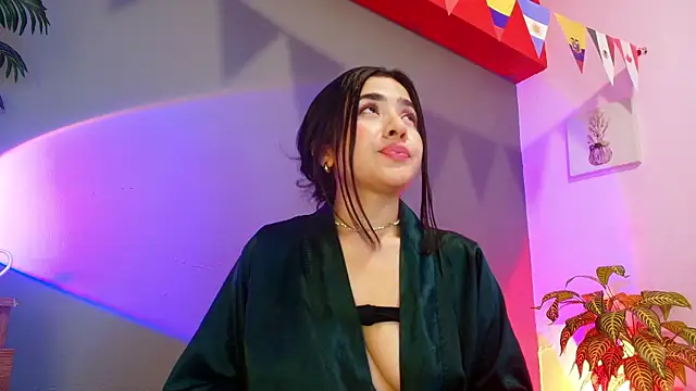 adara_johnson__ XXX чат на живо