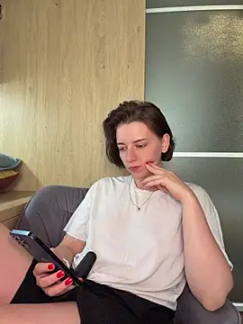 Take_Me_Awayy Chat XXX in diretta