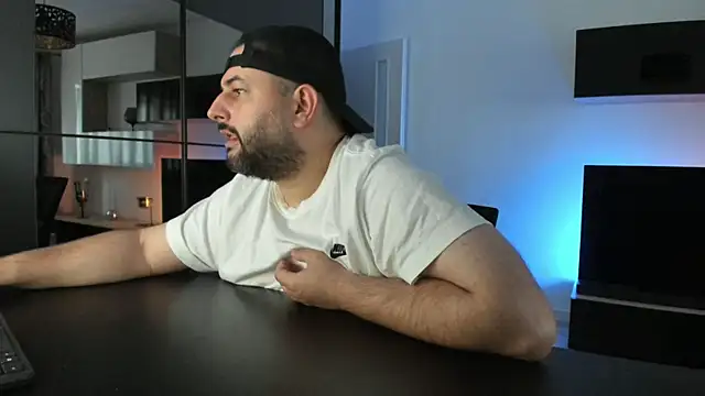 DravenPeak Chat XXX in diretta