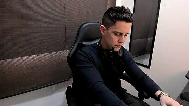 Živý XXX chat KendricTorres