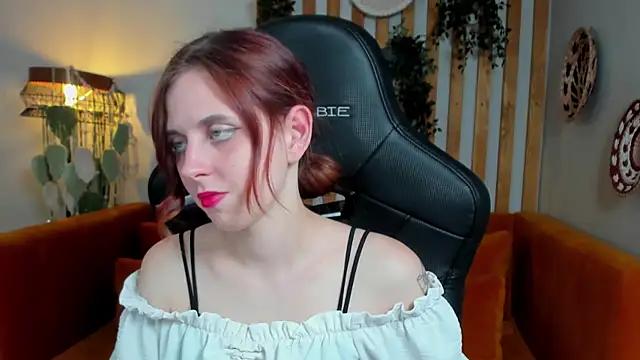 FreyaVeys' Live XXX Chat