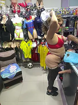 ROSALIASSHOP – Naživo XXX chat