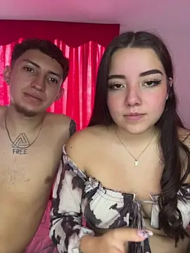 sarah_and_taylor Chat XXX in diretta