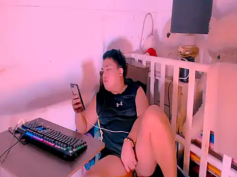 Hardking_69 Show in webcam