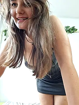 Nika_aa লাইভ XXX চ্যাট