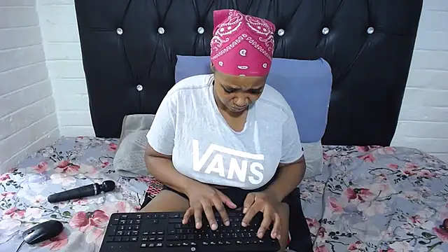 CandyBoobs69 Live XXX-Chat
