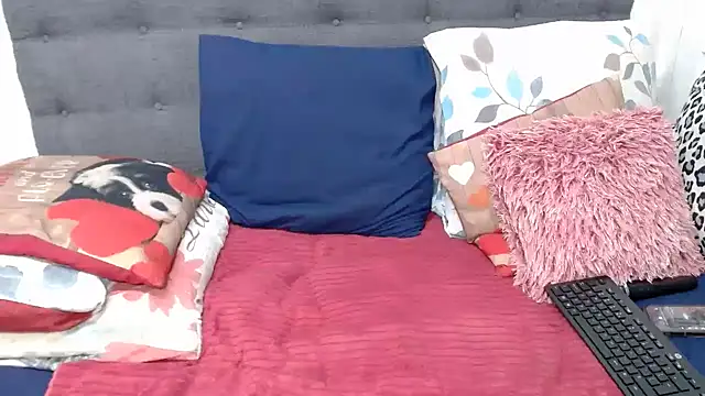 Chat XXX ao vivo de CurveyChocClitX5